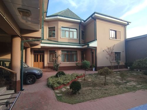 7-xonali uy, 520 m²