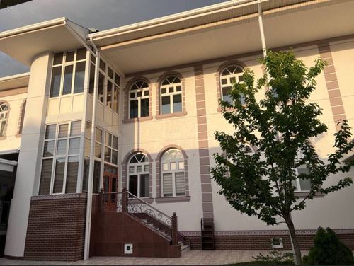 12-комнатный дом, 600 м²