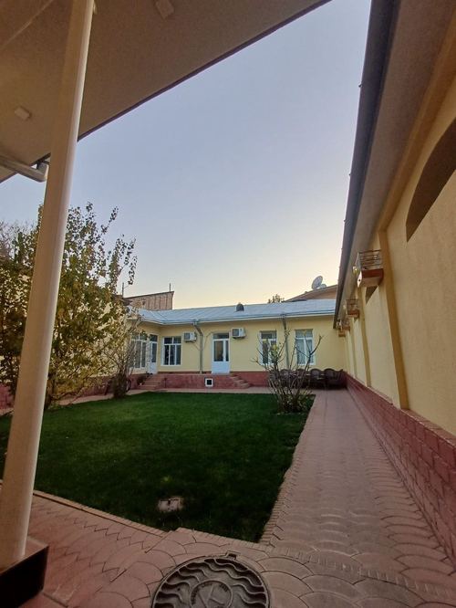 6-комнатный дом, 400 м²