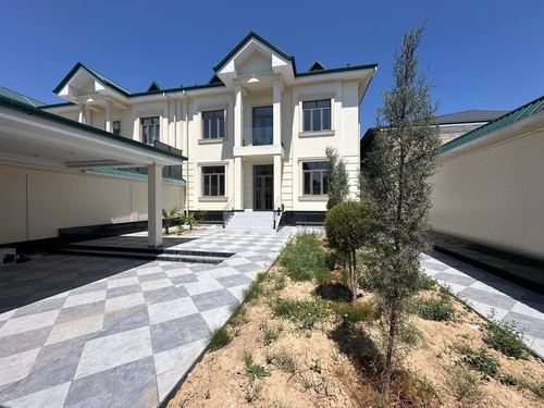 6-xonali uy, 590 m²