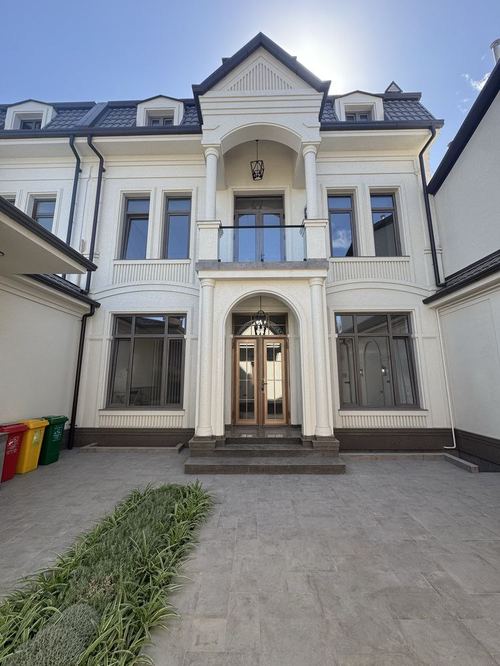 7-xonali uy, 500 m²