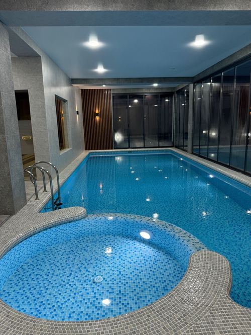 4-room house, 255 m²