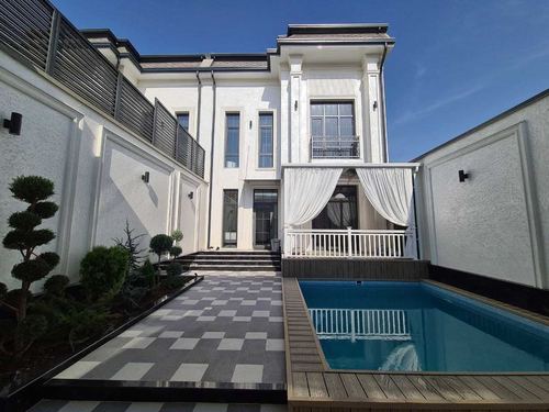 5-xonali uy, 360 m²