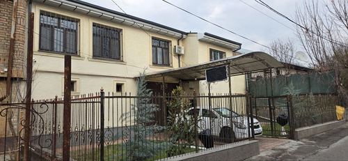 10-комнатный дом, 280 м²