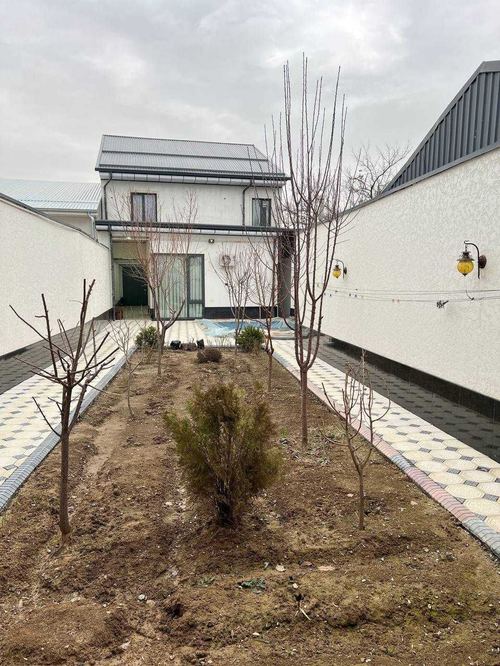 6-xonali uy, 300 m²