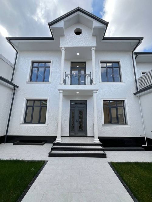 7-комнатный дом, 420 м²