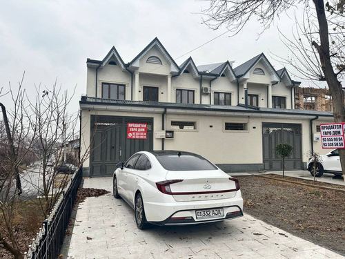 6-room house, 300 m²