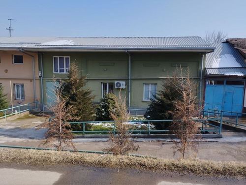 8-room house, 350 m²