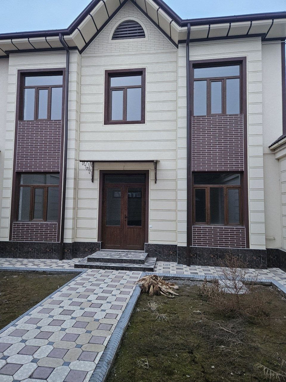 7-xonali uy, 300 m², Toshkent, Sergeli tumani, sotuvga