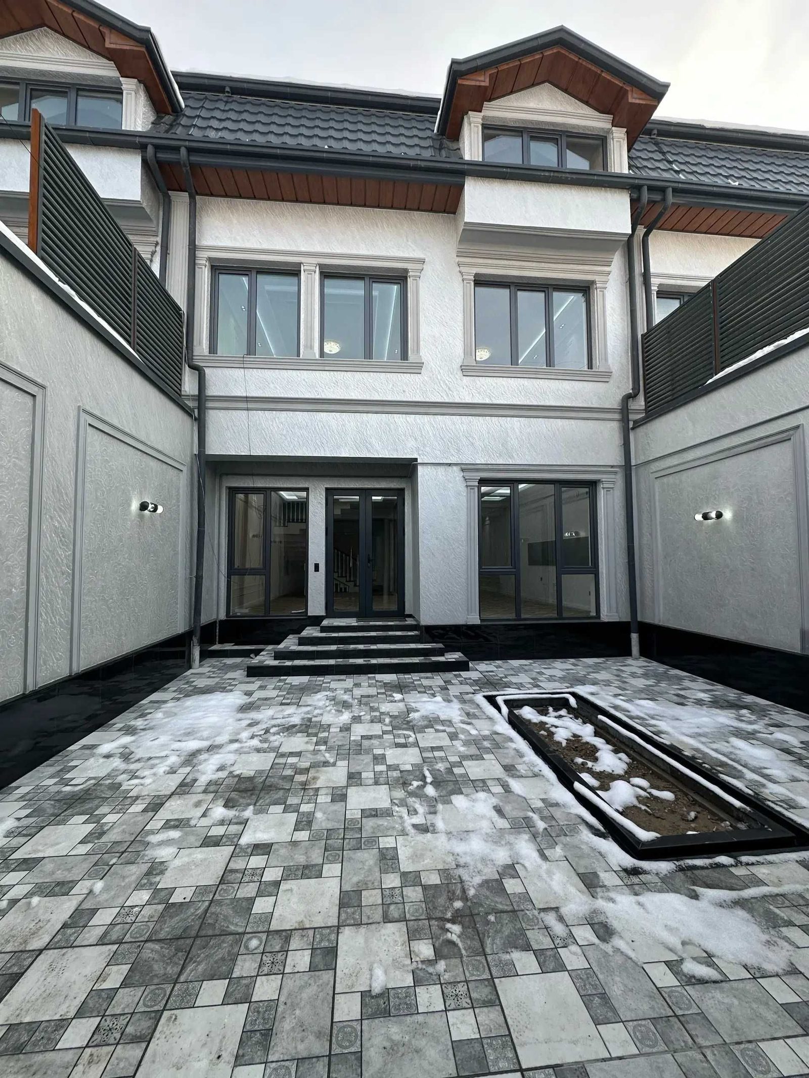 8-комнатный дом, 400 м², Ташкент, Мирабадский район, на продажу