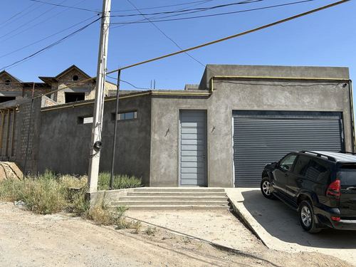 8-xonali uy, 615 m²