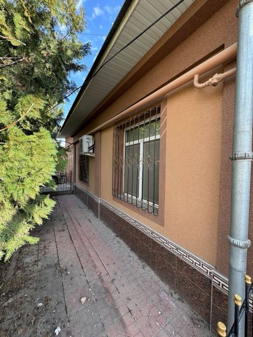 5-xonali uy, 234 m²