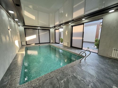 4-комнатный дом, 450 м²