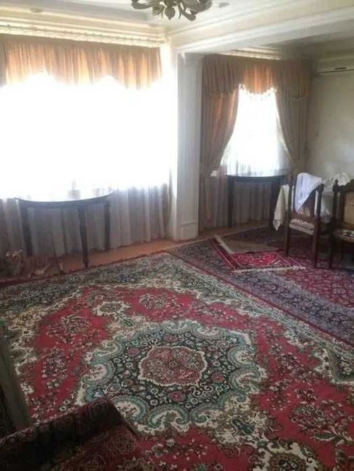7-комнатный коттедж, 300 м²