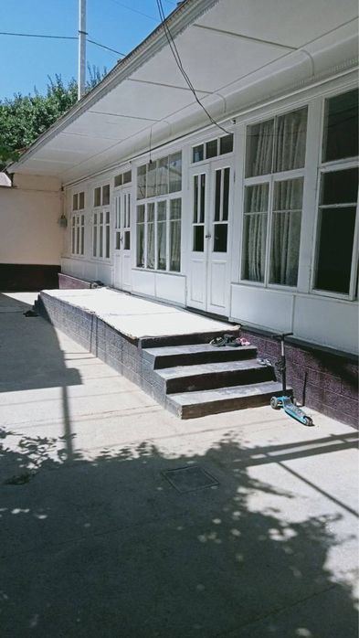 10-комнатный дом, 180 м²