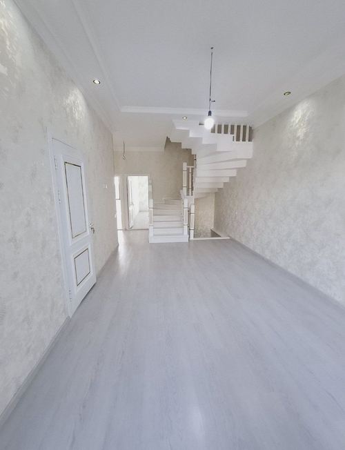 6-комнатный дом, 180 м²