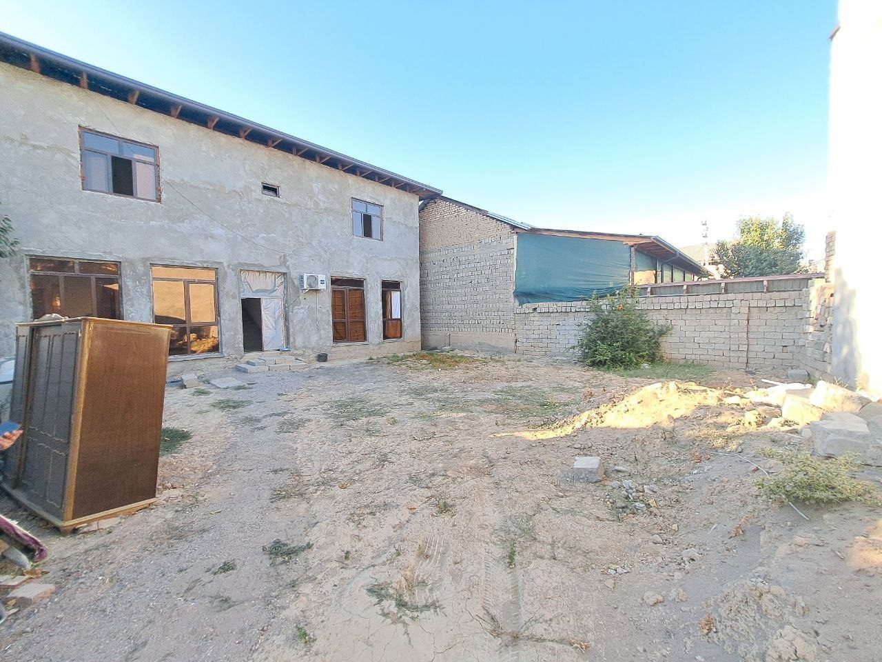 5-комнатный дом, 250 м², Ташкент, Сергелийский район, на продажу
