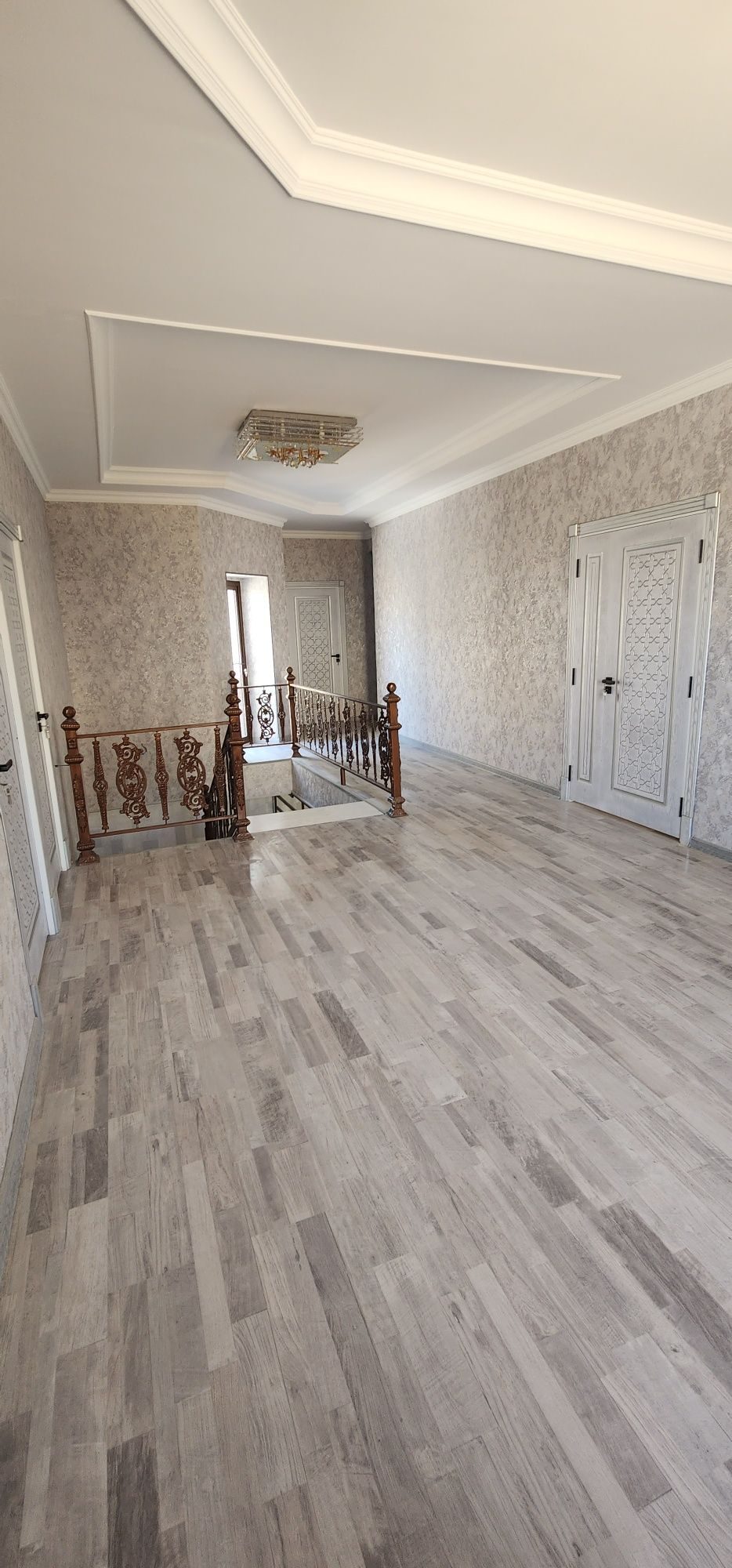 8-room house part, 300 m², Tashkent, Sergeli District, for sale