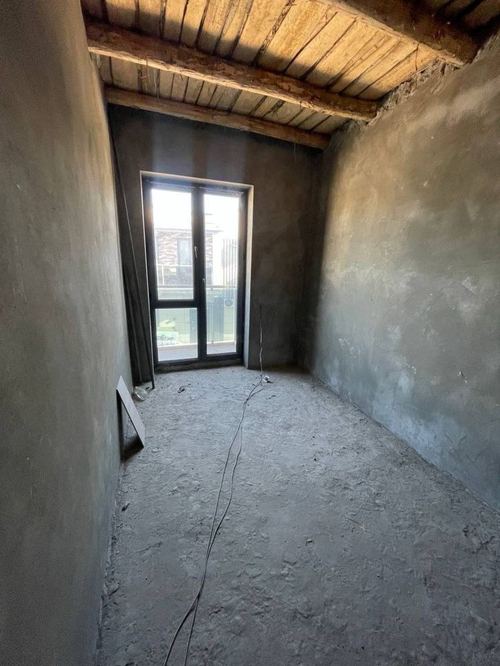 5-xonali uy, 161 m²