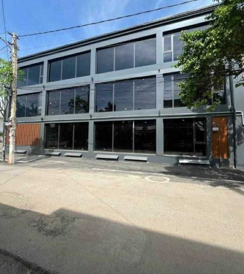 Продается нежилое здание 1500 м², Ракат махалля, Яккасарайский район
