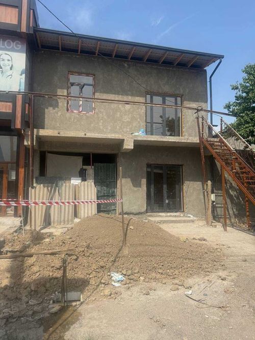 7-комнатный дом, 270 м²