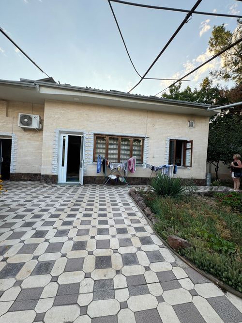 6-xonali uy, 120 m²