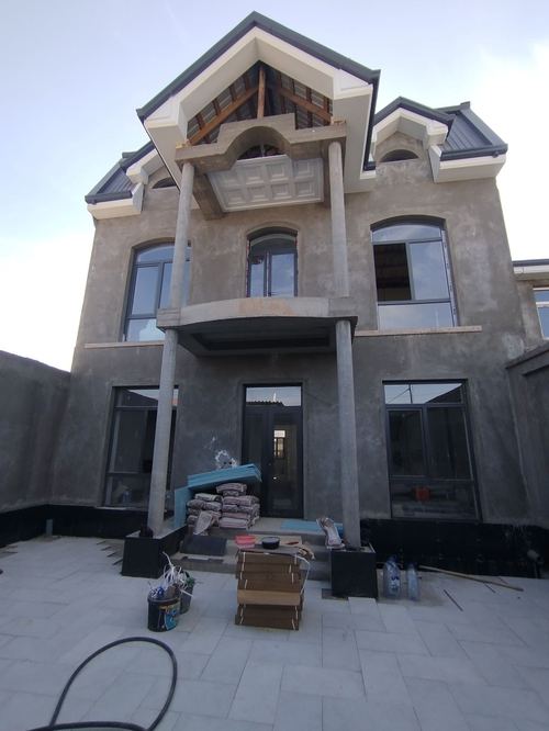 8-комнатный коттедж, 240 м²