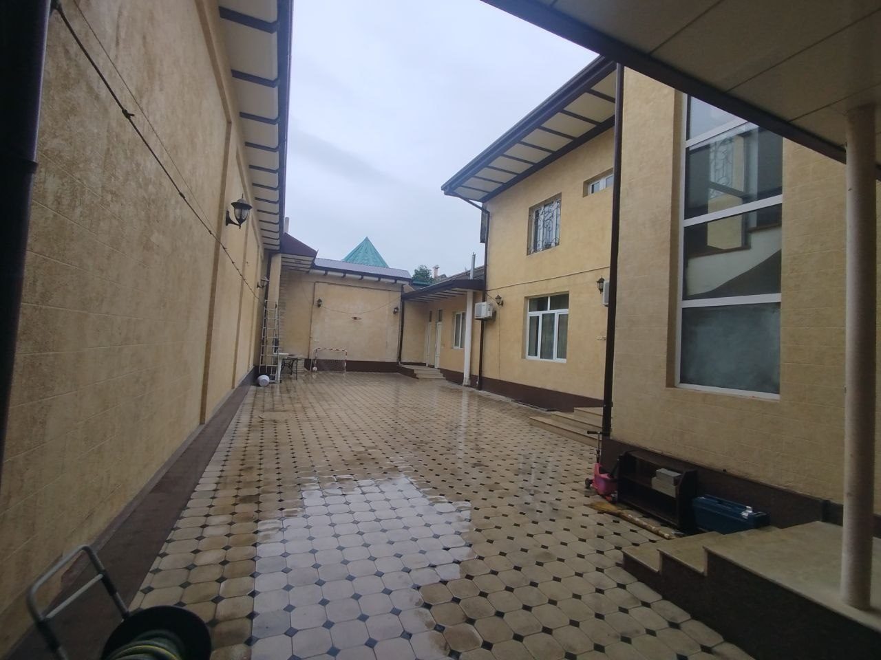 6-комнатная часть дома, 632.82 м², Ташкент, Яккасарайский район, на продажу
