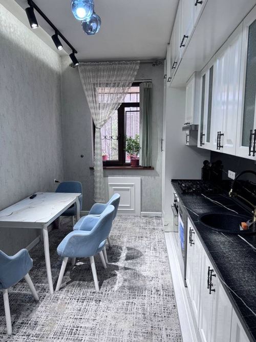 5-room apartment, 150 m²