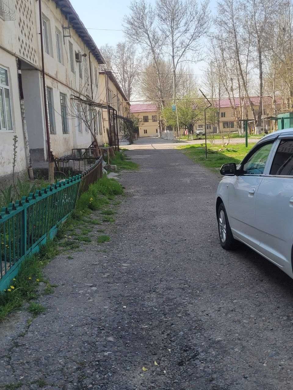 3-xonali kvartira, 70 m², 2/2 qavat, Toshkent, Bektemir tumani, sotuvga