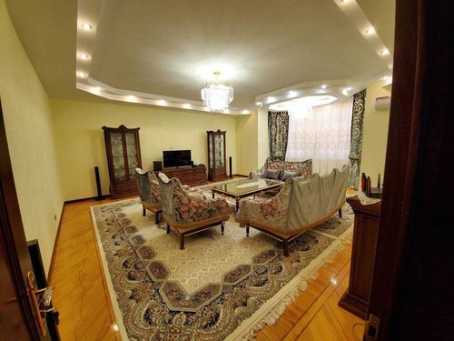 4-room apartment, 203.27 m²