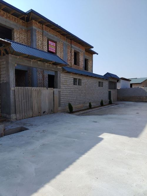 7-комнатный коттедж, 230 м²