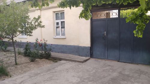 8-комнатный дом, 1000 м²