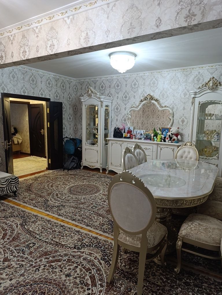 3-xonali kvartira, 90 m², 4/5 qavat, Toshkent, Yunusobod tumani, sotuvga
