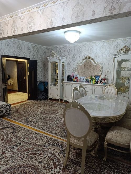 3-xonali kvartira, 90 m²