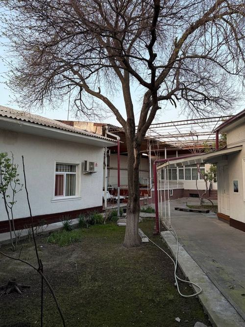 7-комнатный дом, 610 м²