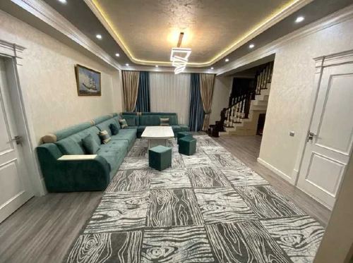 7-комнатная квартира, 260 м²