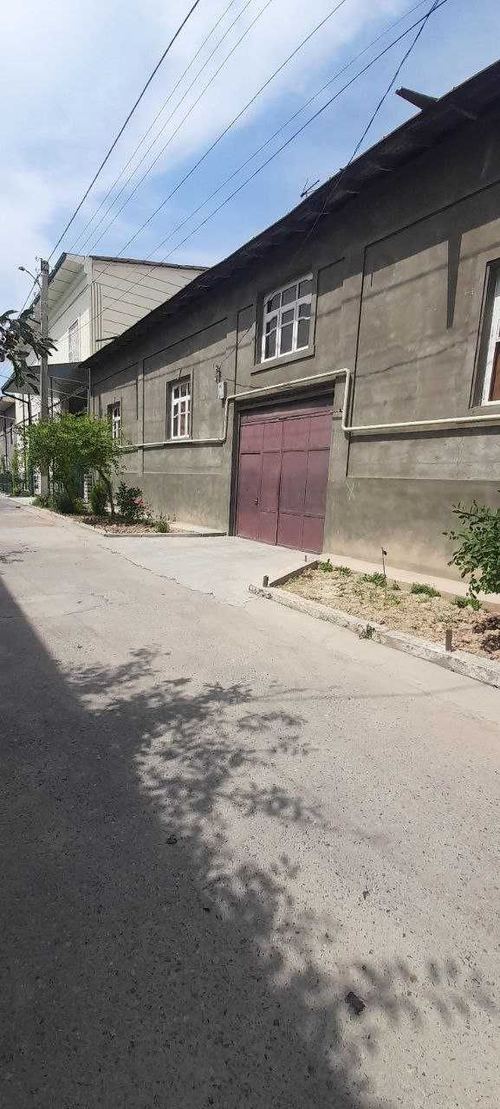 9-комнатный дом, 6 м²