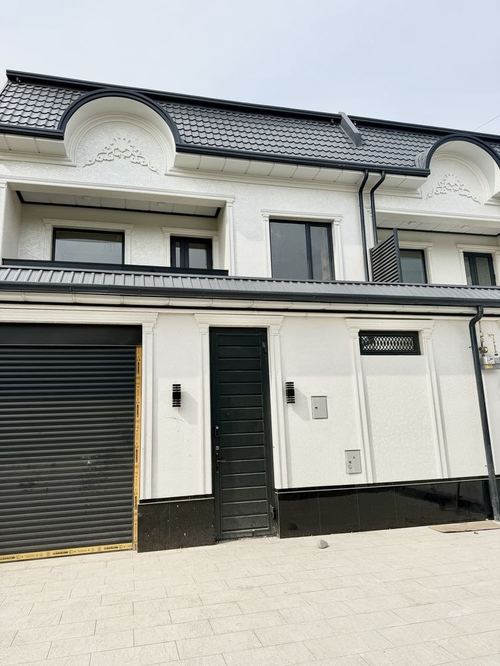 9-комнатный дом, 234 м²