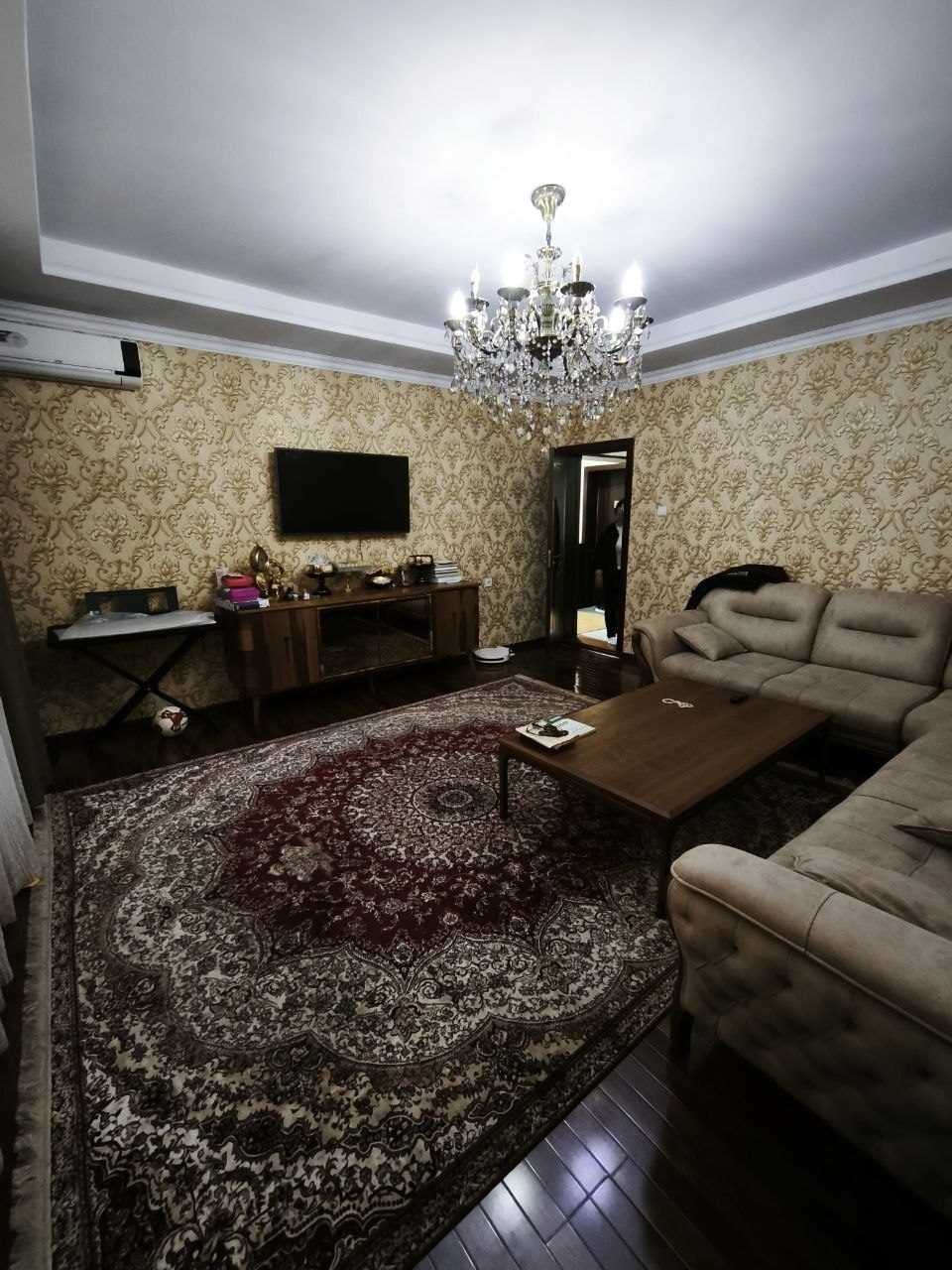 4-комнатная квартира, 95 м², 3/9 эт, Ташкент, Юнусабадский район, на продажу