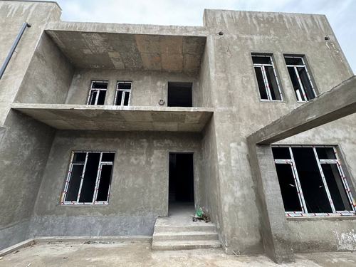 5-комнатный коттедж, 215 м²