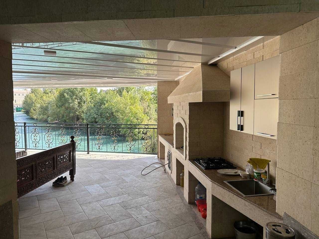 5-xonali uy, 200 m², Toshkent, Mirzo Ulug‘bek tumani, sotuvga