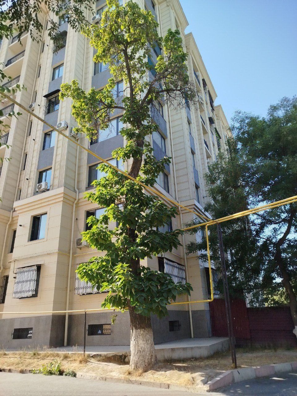 4-комнатная квартира, 150 м², 1/9 эт, Ташкент, Чиланзарский район, на продажу