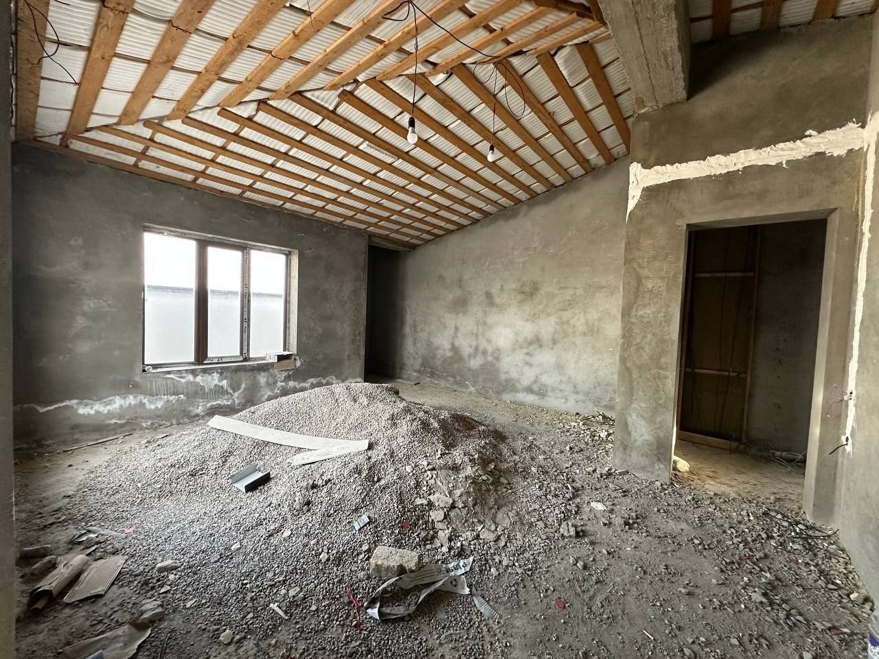 5-комнатная квартира, 140 м², 3/3 эт, Ташкент, Учтепинский район, на продажу