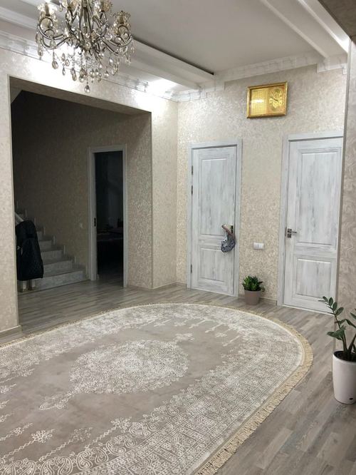 7-xonali uy, 400 m²