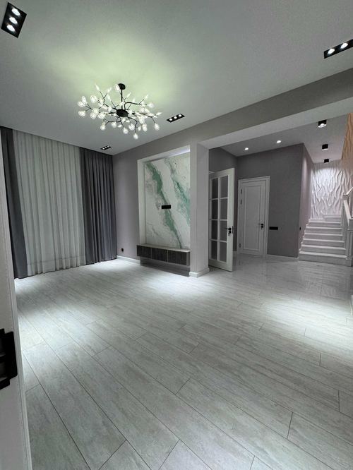 5-xonali kvartira, 165 m²