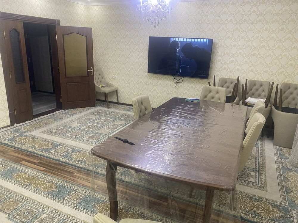 3-комнатная квартира, 90 м², 1/4 эт, Ташкент, Чиланзарский район, в аренду