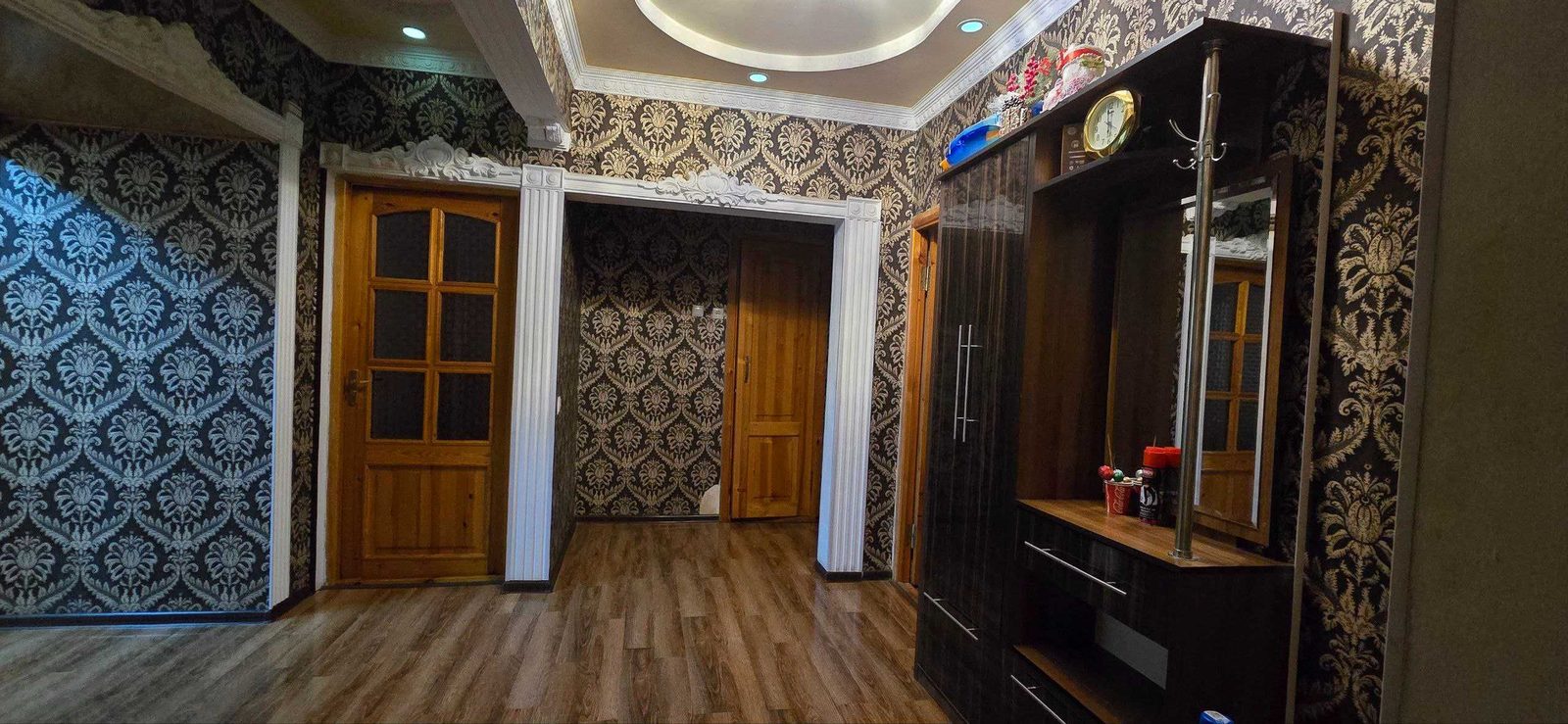 4-комнатная квартира, 94.6 м², 8/9 эт, Ташкент, Сергелийский район, в аренду