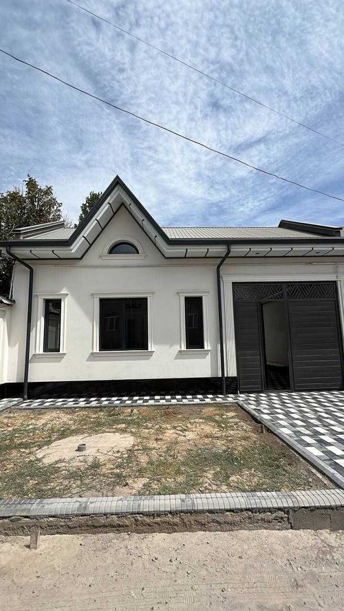 5-комнатный коттедж, 300 м²
