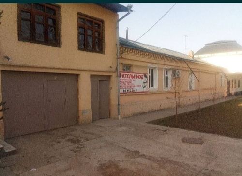 8-комнатная квартира, 550 м²